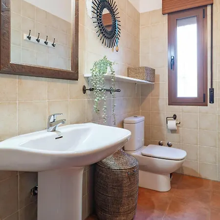 3 Bedroom Stunning In * אלגרובו